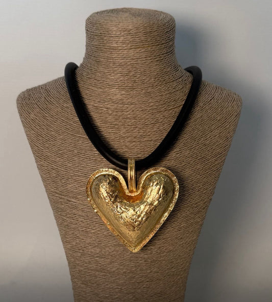 Heart pendant