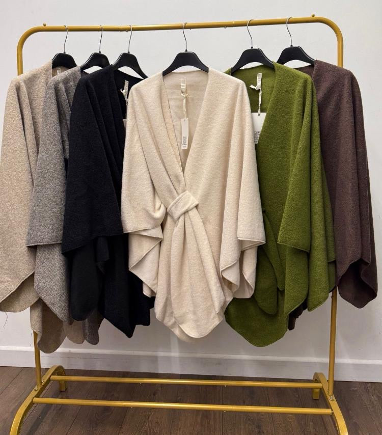Knot Cape