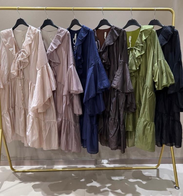 Frill dress