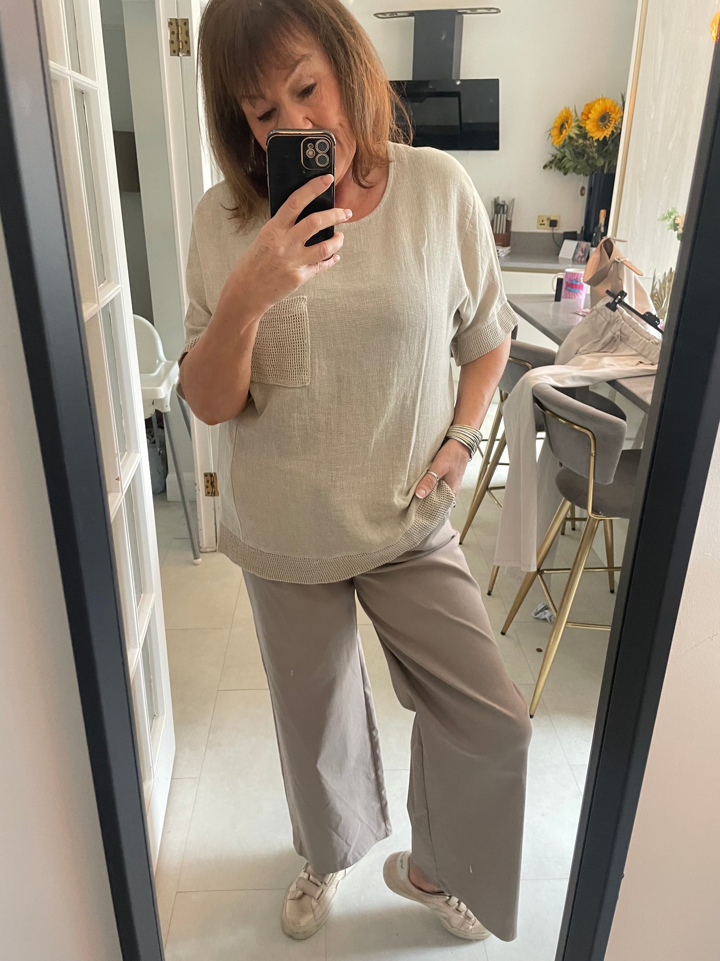 Wide leg Magic trousers